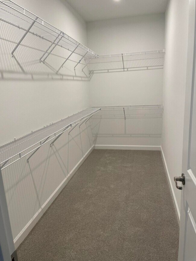 Building Photo - 14167 SW Solange St