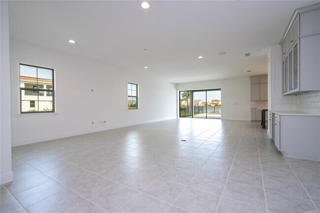 Building Photo - 13735 Larkton Ln