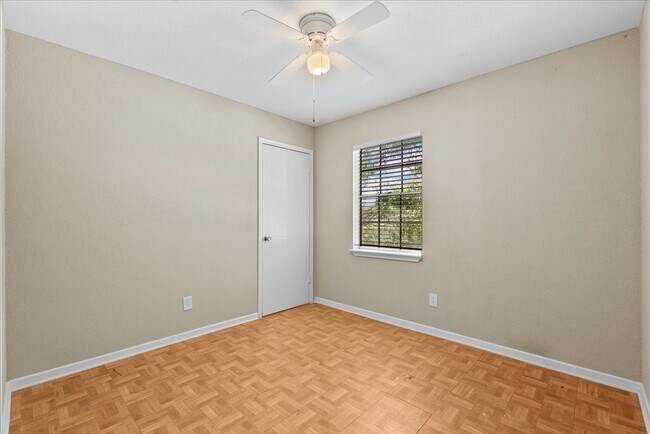 Building Photo - 1448 Silverpines Rd