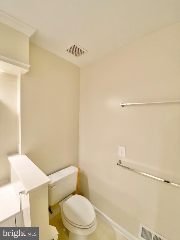 Building Photo - 81 Arell Ct