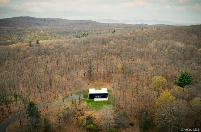 Building Photo - 279 Tompkins Rd