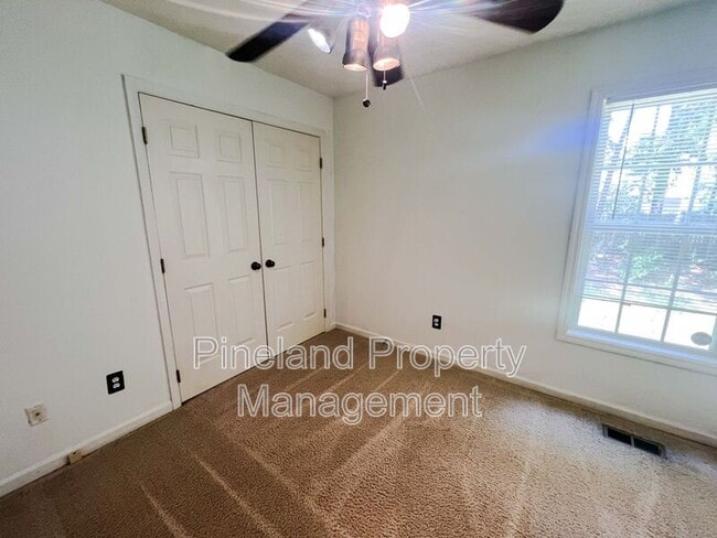 Building Photo - 7228 Beaver Run Dr