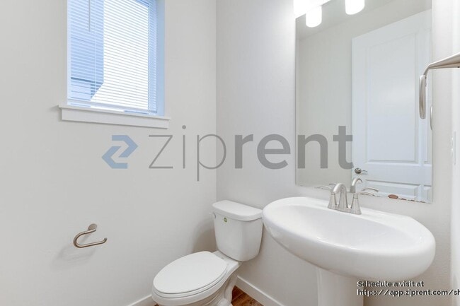 Building Photo - 23831 5th Ave SE