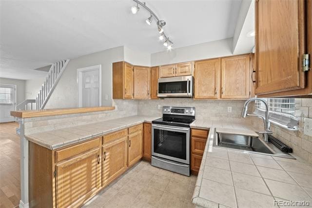 Building Photo - 10857 Summerset Way