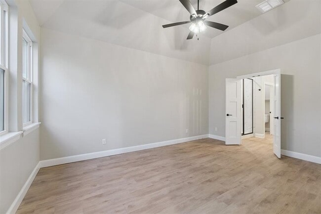 Building Photo - 4212 Abbey Pk Dr