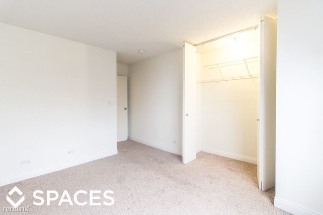 Building Photo - 1133 N Dearborn St