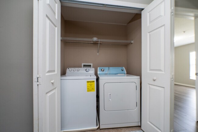 Building Photo - 5412 Caramella Dr
