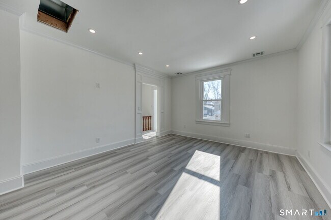 Building Photo - 44 Wallace Row