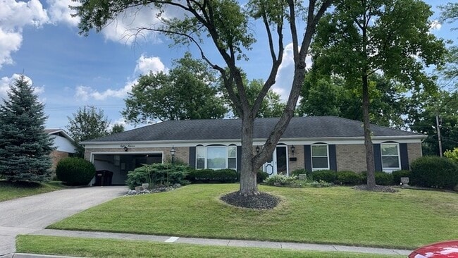 Primary Photo - 811 Kenbrook Dr