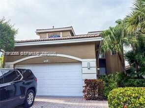 Building Photo - 1621 Diplomat Dr