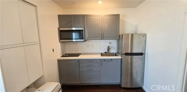 Building Photo - 2500 Sidon Ave