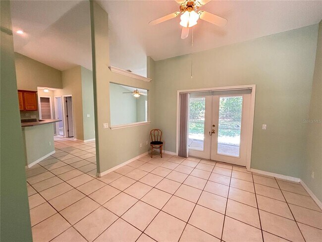 Building Photo - 40 Foxhall Ln