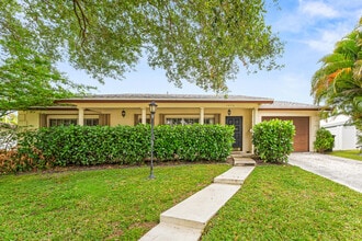 Building Photo - 1270 SW 8th St