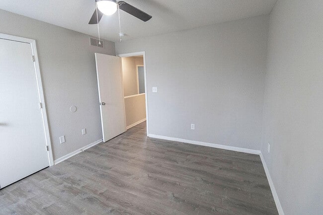 Building Photo - 5313 Currituck Ln