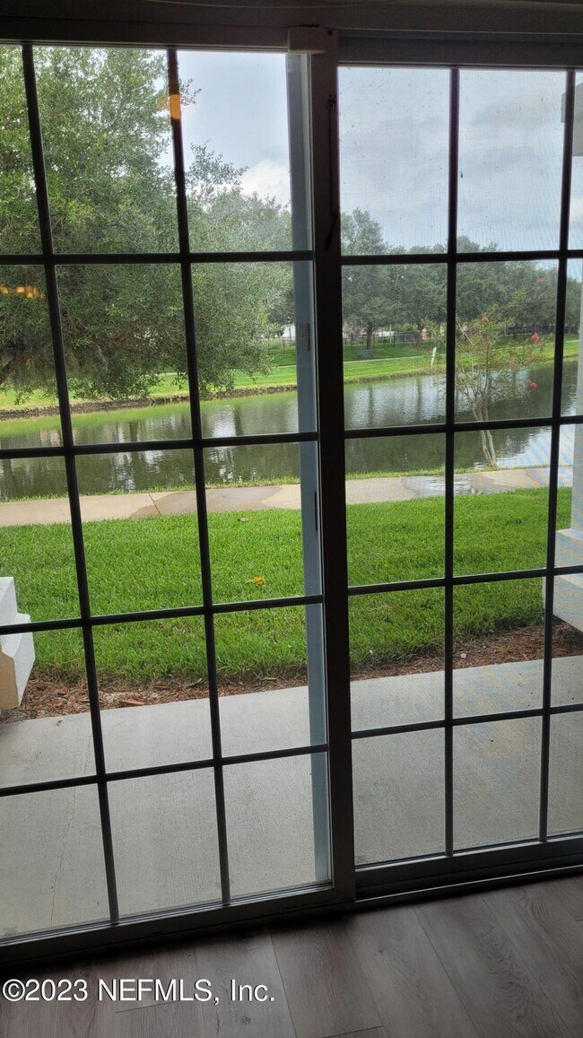 Building Photo - 4911 Key Lime Dr