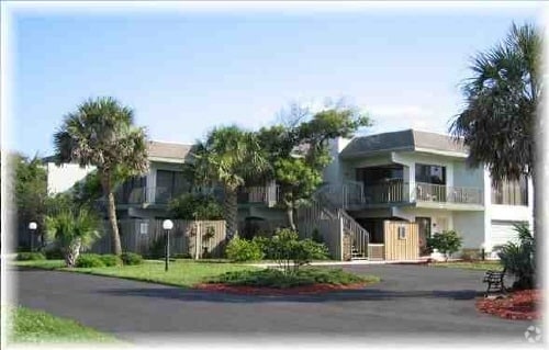 Building Photo - EastWind Villas