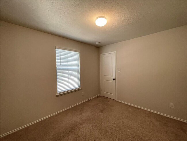 Building Photo - 29653 Spring Copper