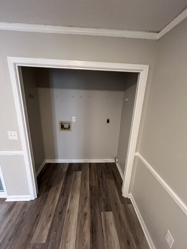Building Photo - Townhouse available now FOR RENT in Daleville, AL!!
