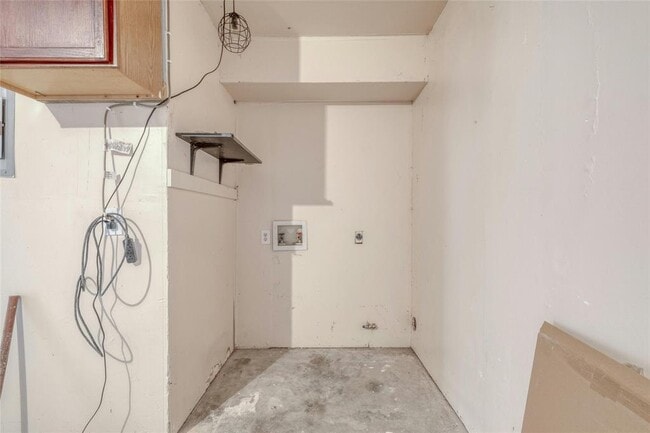 Building Photo - 12713 Modena Trail