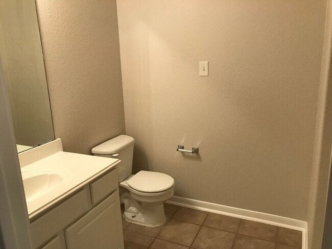 Building Photo - 4108 N Summercrest Loop