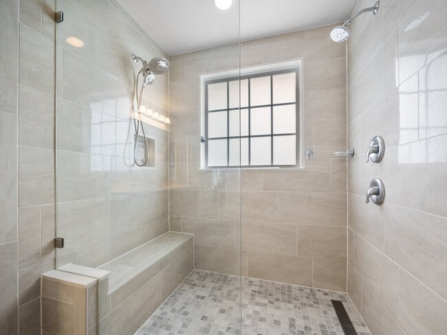 Building Photo - 154 Cornel Ln