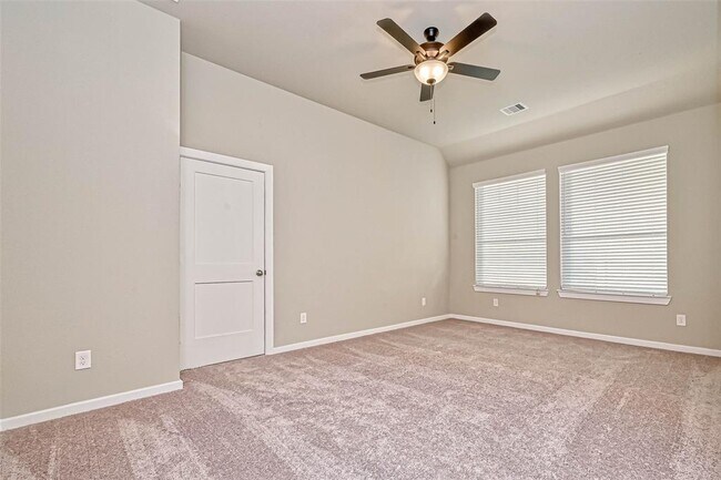 Building Photo - 493 Longleaf Pine Dr