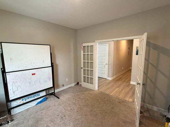 Building Photo - 8754 Laurelton Pl