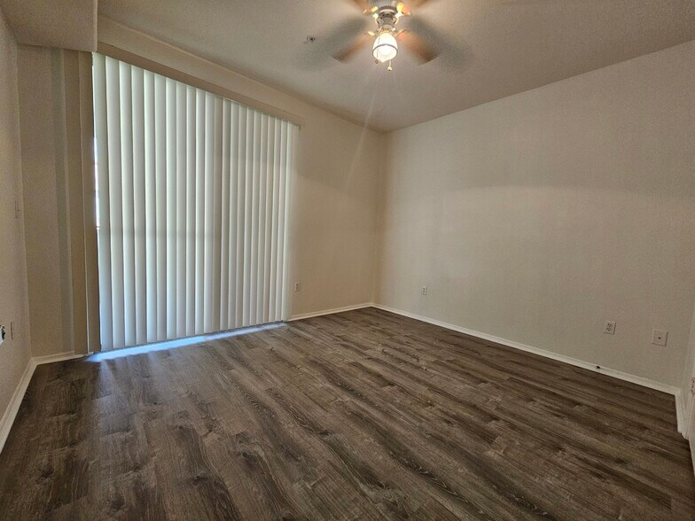 Building Photo - 18416 Cave Creek Road