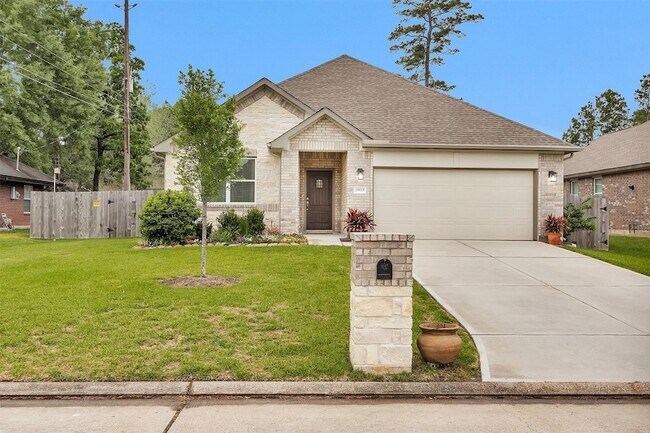 Building Photo - 29019 Pine Forest Dr