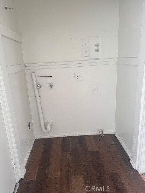 Building Photo - 213 N 7th St