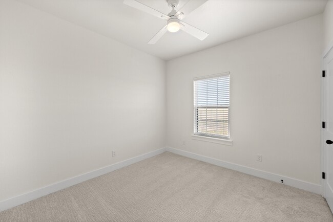 Building Photo - 6710 Abode Ave