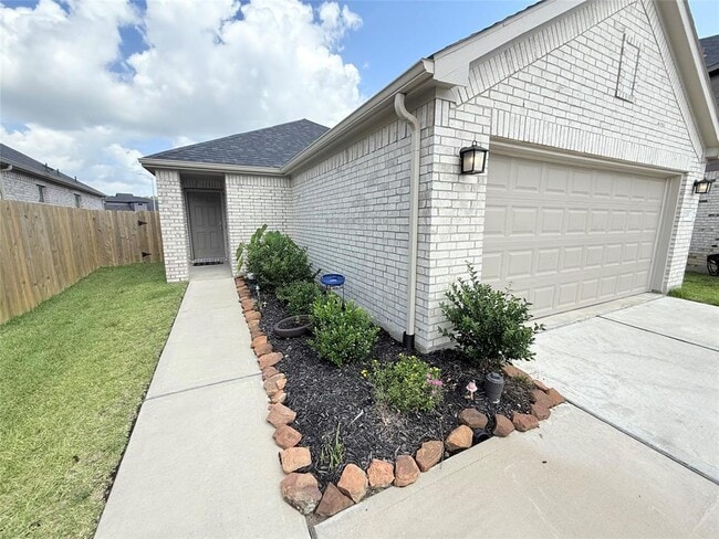 Building Photo - 27233 Crevalle Jack Ln