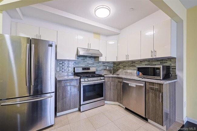 Building Photo - 55-12 138th St