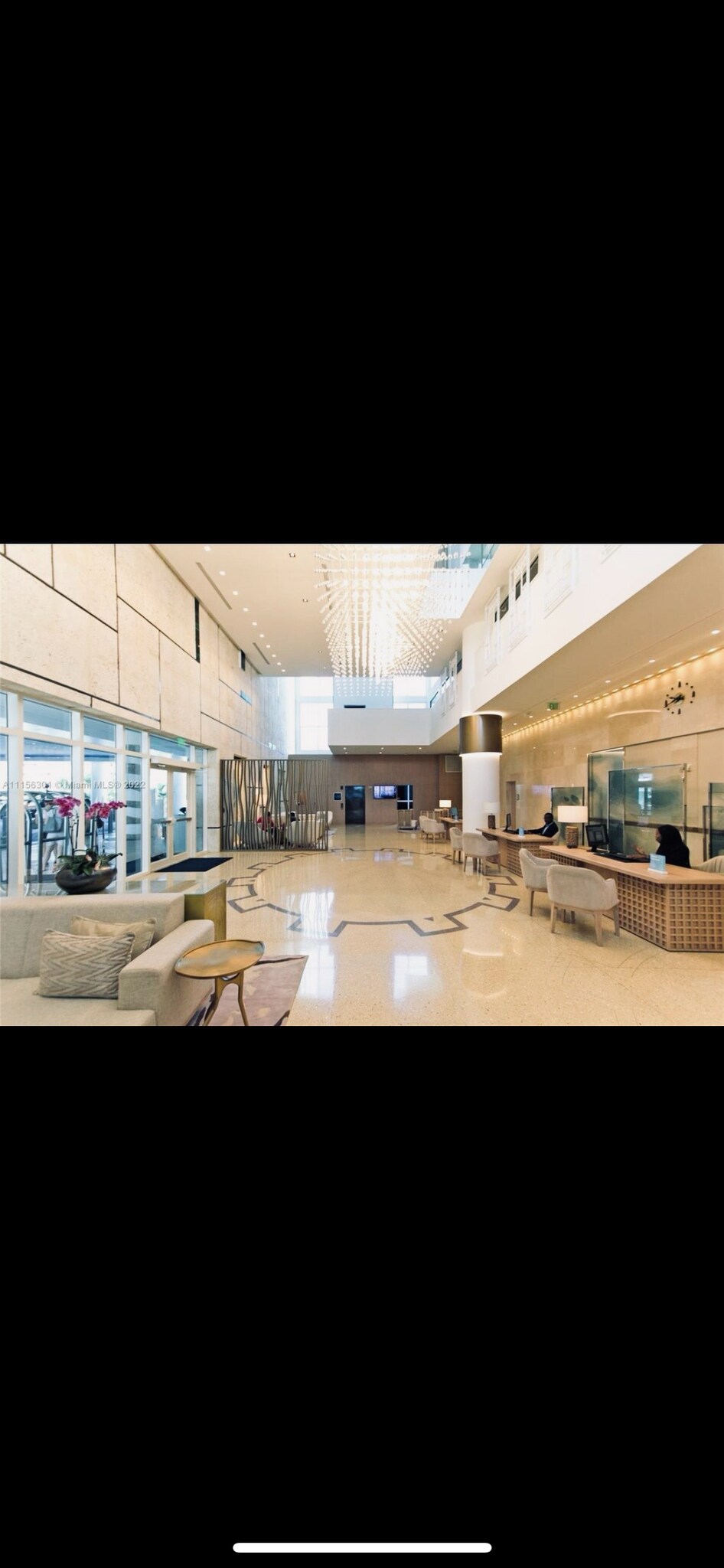Lobby - 6801 Collins Ave