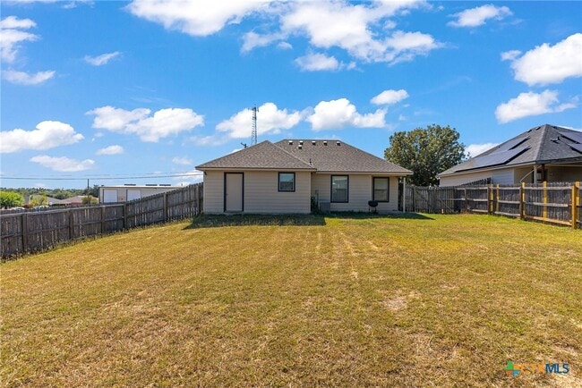 Building Photo - 2504 Saulsbury Dr