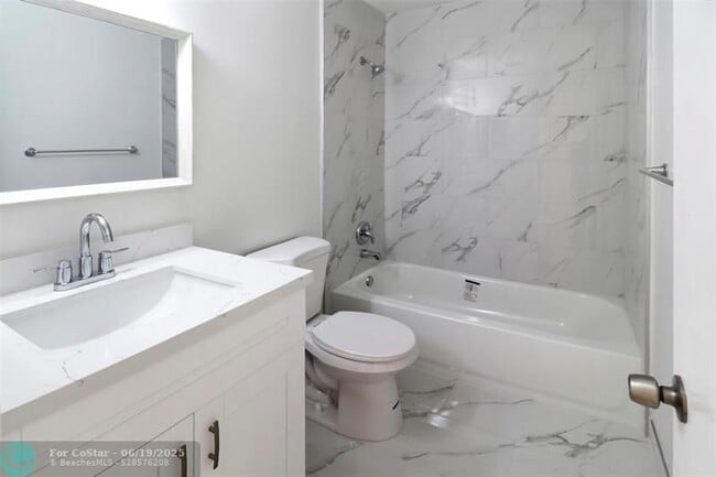 Building Photo - 2590 Coral Springs Dr