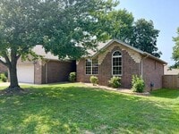 Building Photo - Beautiful Home in Nixa! Wont Last!