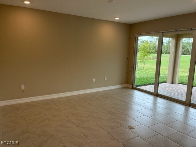 Building Photo - 3947 Crosswater Dr