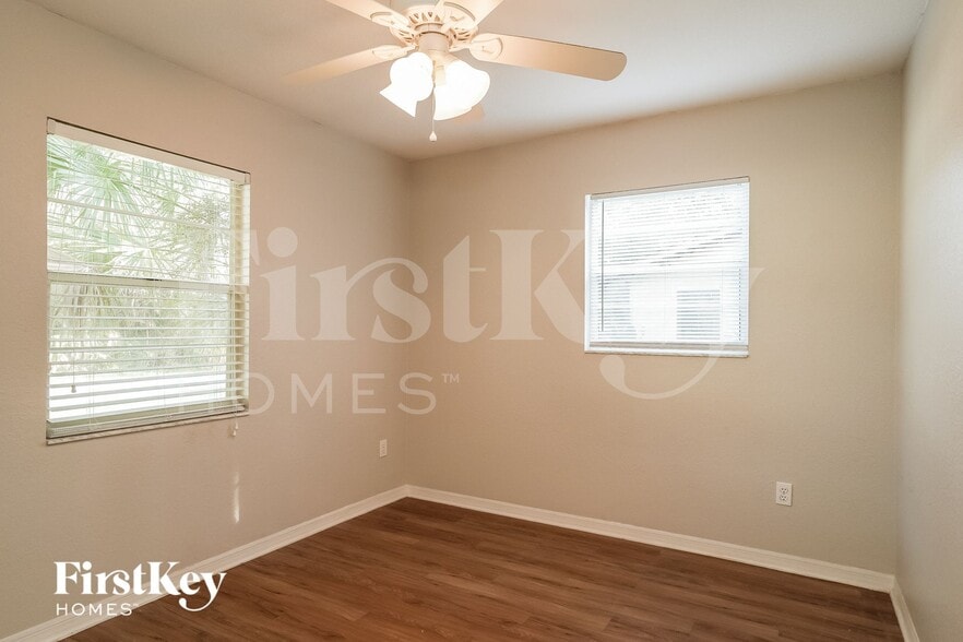 Building Photo - 16243 Banyan Ave