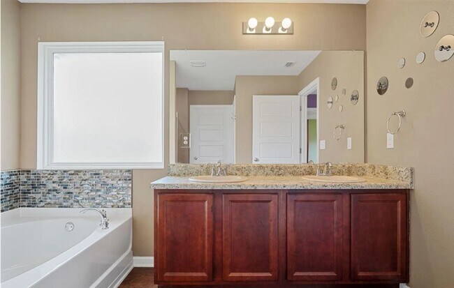 Building Photo - 10373 Shetland Dr