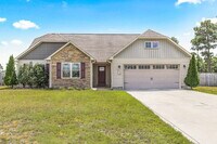 Building Photo - Charming 3- Bedroom home in Bradford Estates!