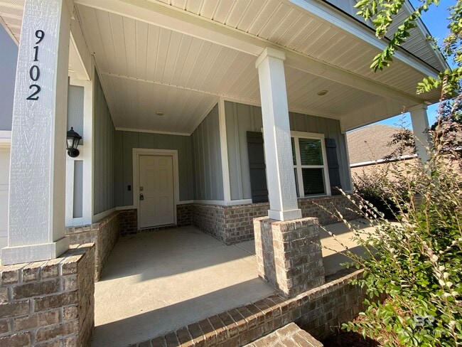 Building Photo - 9102 Diamante Blvd