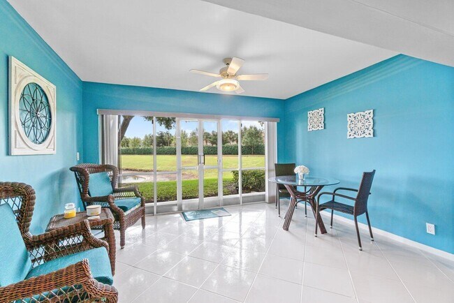 Building Photo - 7916 Coral Pointe Dr