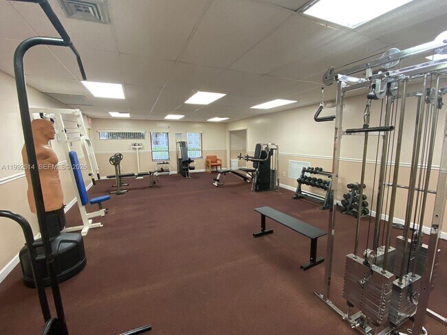 Building Photo - 8135 Sunrise Lakes Blvd