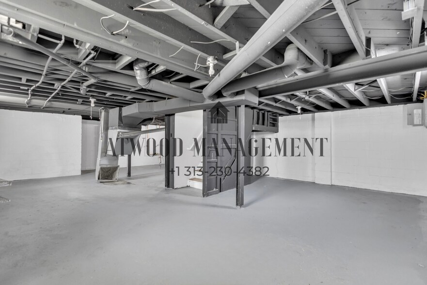 Building Photo - This beautifully updated 2-bedroom, 1-bath single-family home is ready for move-in!