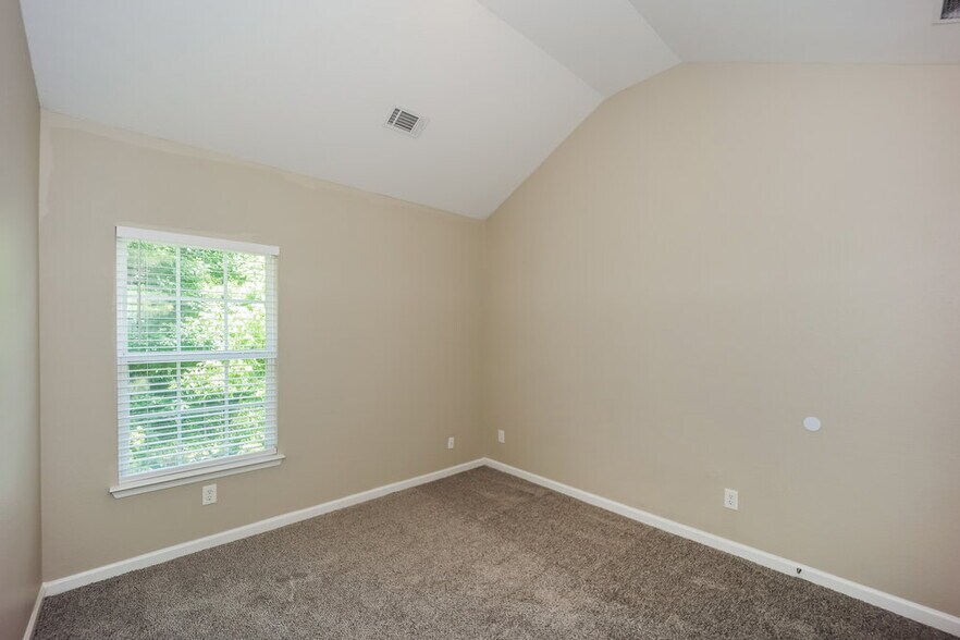 Building Photo - 4617 Raven Wood Loop