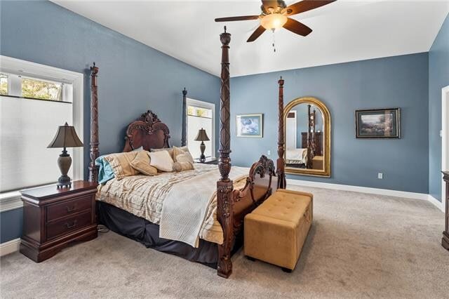 Building Photo - 632 Village Ln S