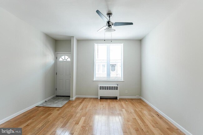 Building Photo - 2631 S Juniper St