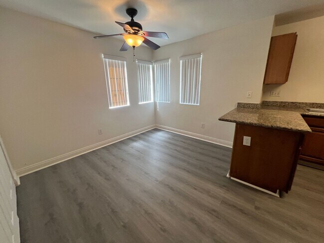 Building Photo - 6500 W Lake Mead Blvd