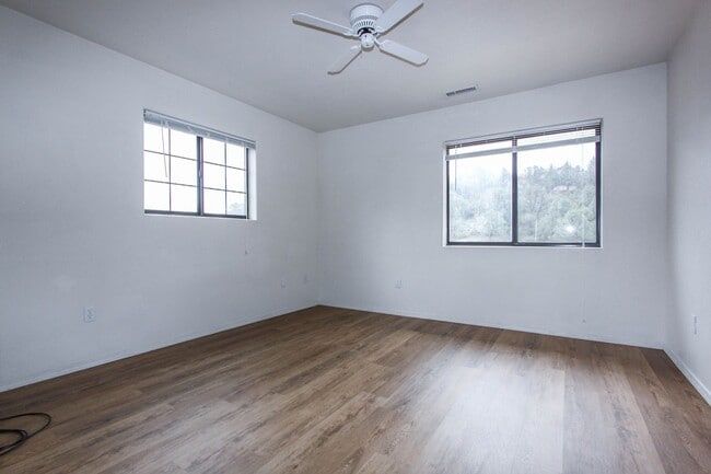 Building Photo - Yavapai Hills 3 Bedroom Home